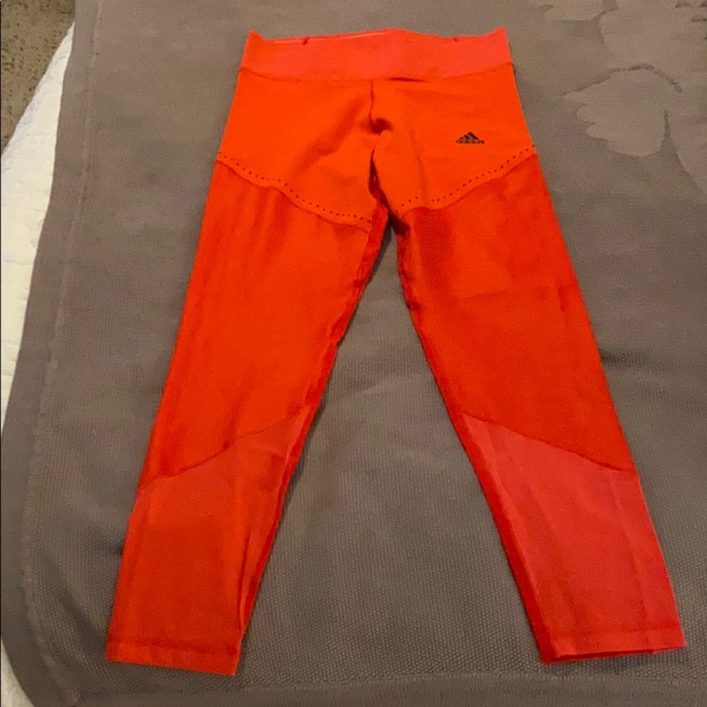 NWOT Adidas leggings size M